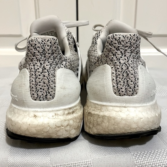 Ultra boost shoes - Picture 7 of 12